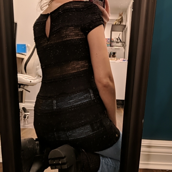 Guess Lace Black Top - Picture 6 of 7
